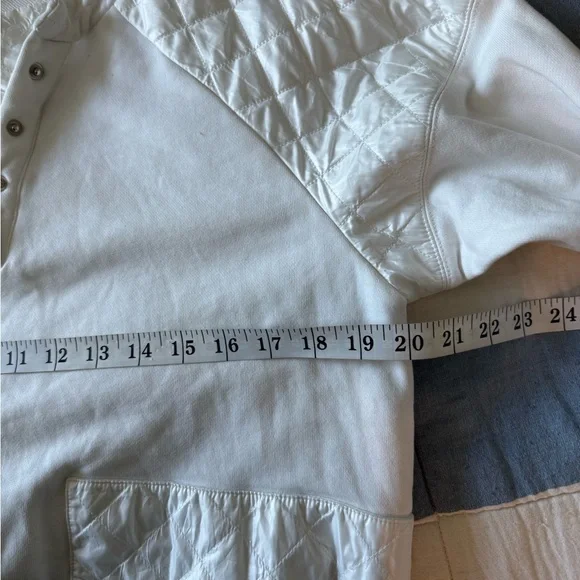 Chanel jacket henley, women's size M with defect - Picture 9 of 9